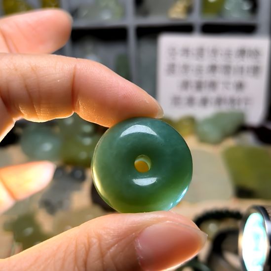 岫玉未镶嵌吊坠(不含链)