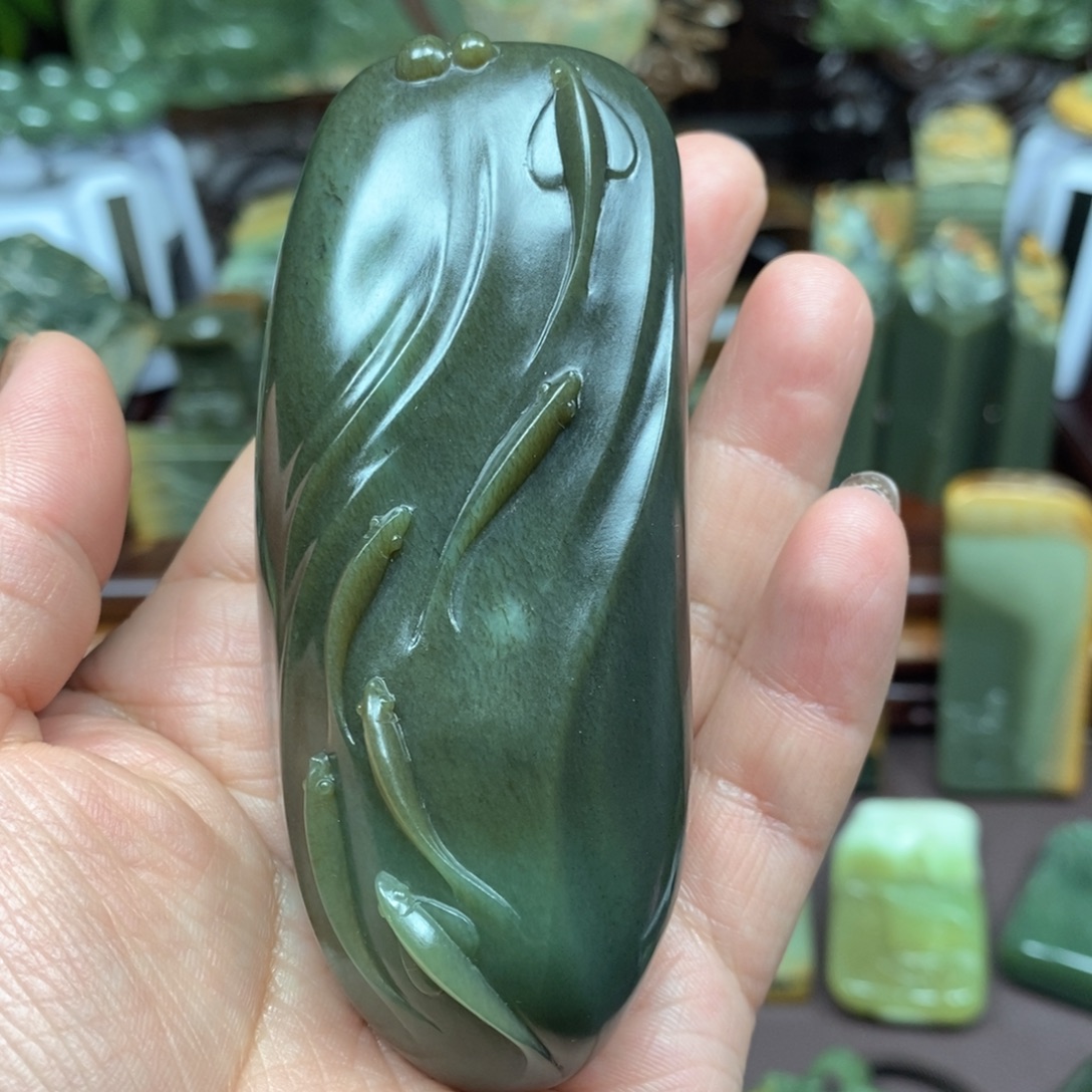 岫岩老玉（透闪石质玉）未镶嵌颈饰