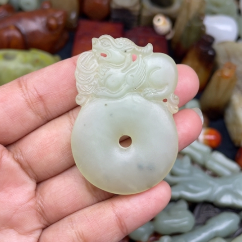 蛇纹石玉未镶嵌颈饰101