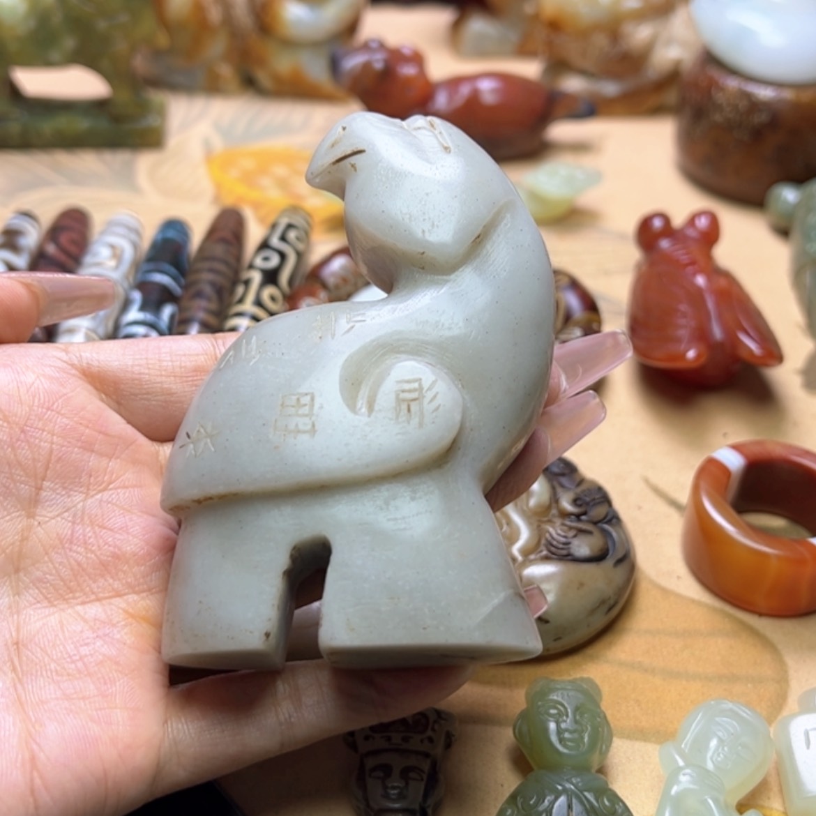 【闪购商品】蛇纹石玉颈饰未镶嵌
