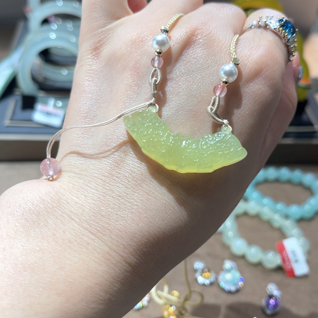 岫玉手镯未镶嵌手镯