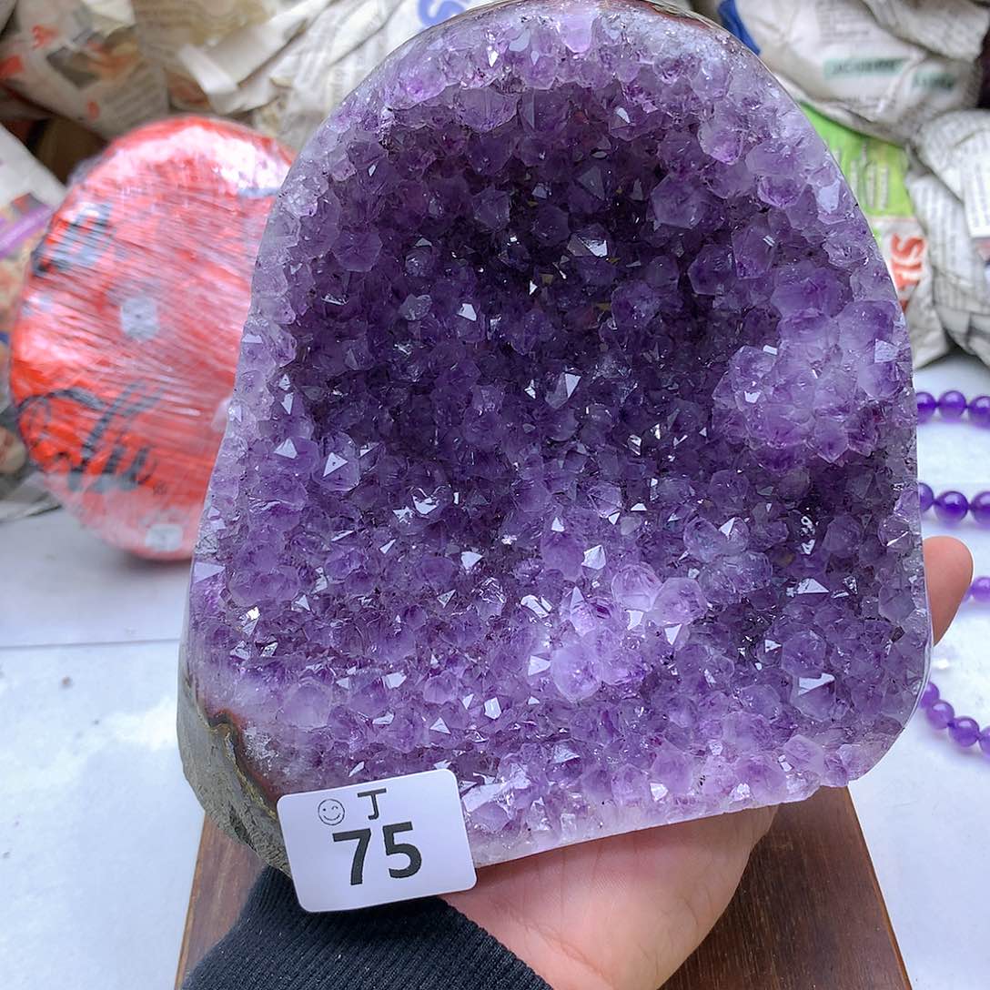 紫晶大型摆件（非配饰）未镶嵌