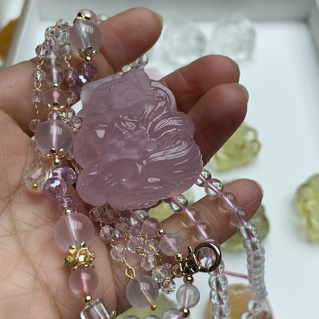 吊坠(不含链)未镶嵌水晶?