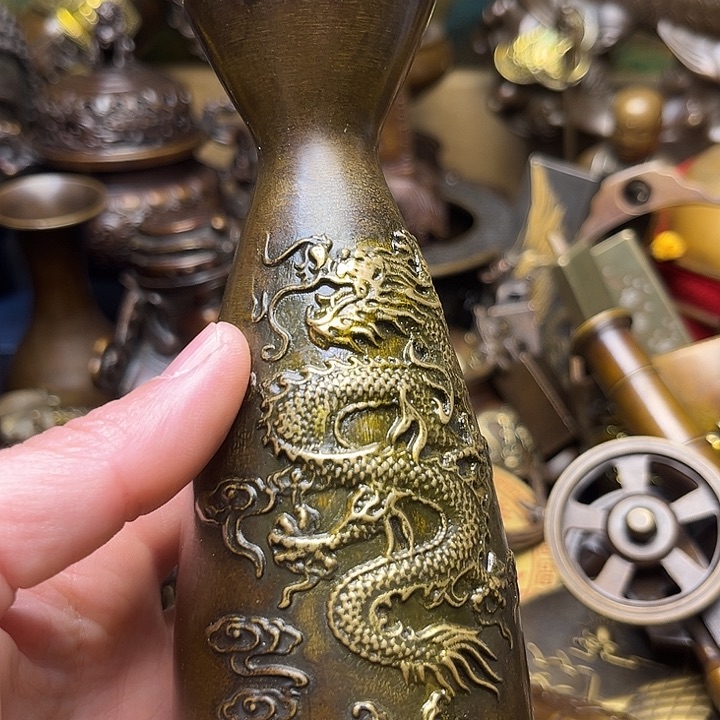 精美铜器批发档口