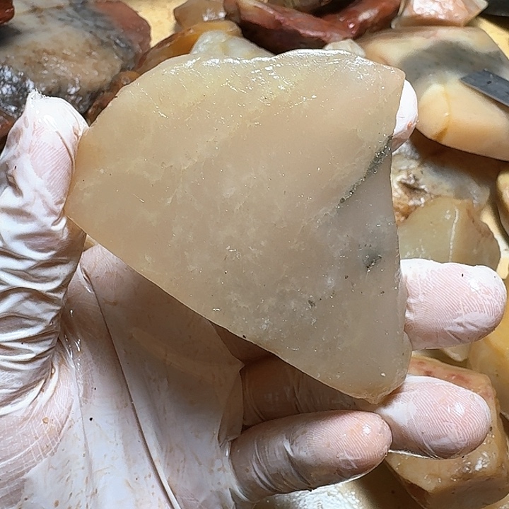 大***瓜寿山石寿山石的颜色