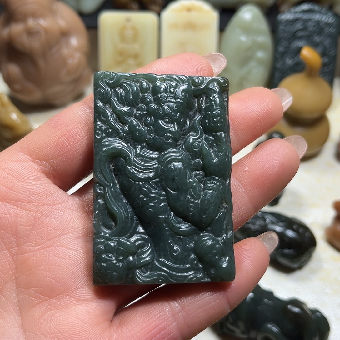 白玉菩提吊坠白玉菩提吊坠