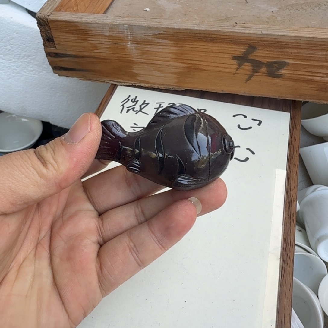 微瑕疵介意勿拍陶瓷器皿@@