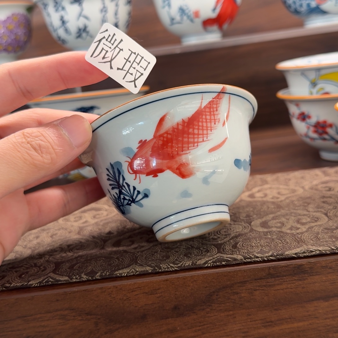 釉下手绘茶具微瑕