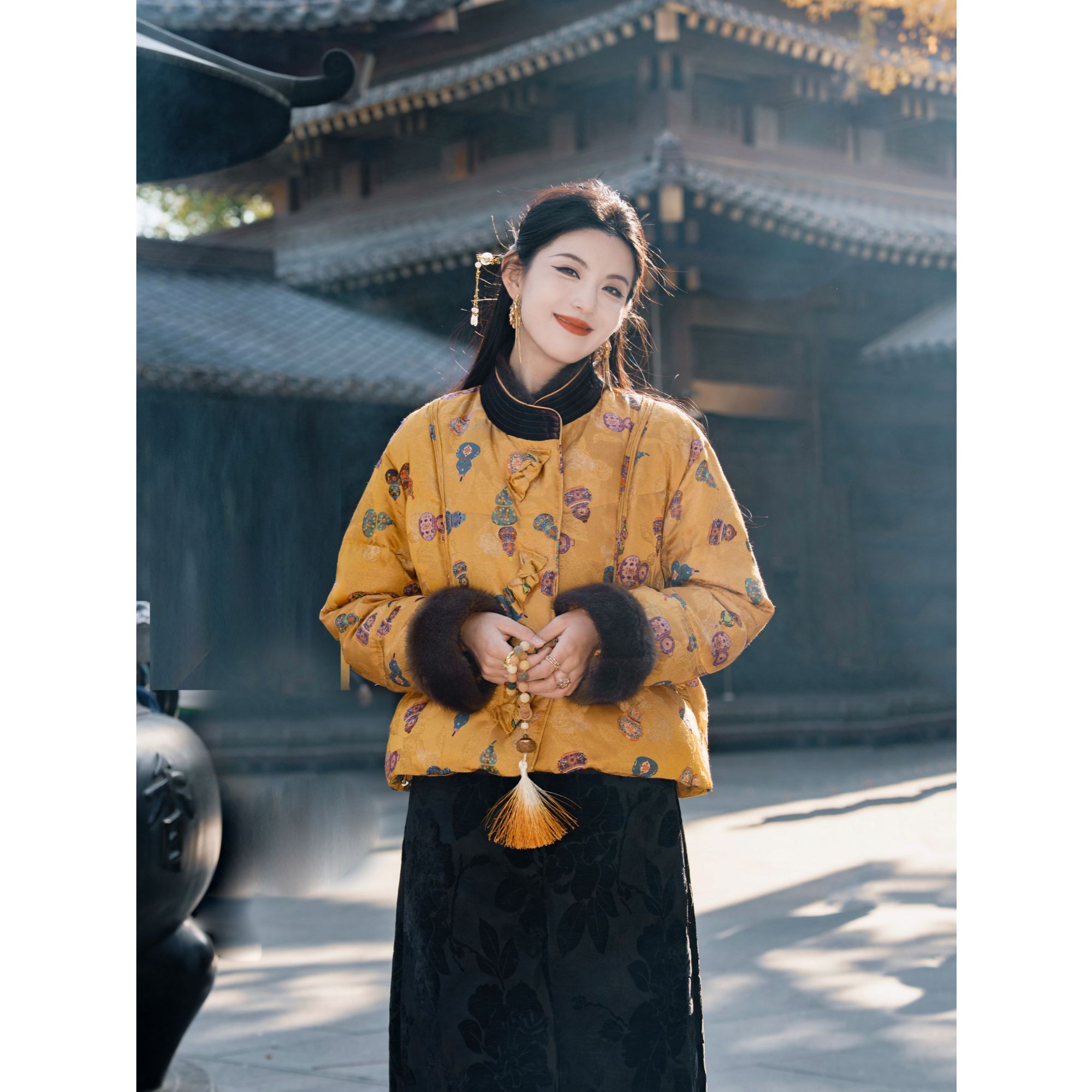 【知南】中式国风水貂毛圆领厚外套女冬装新款鹅绒服G9093