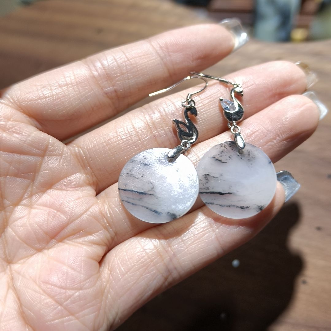 和田玉耳饰未镶嵌