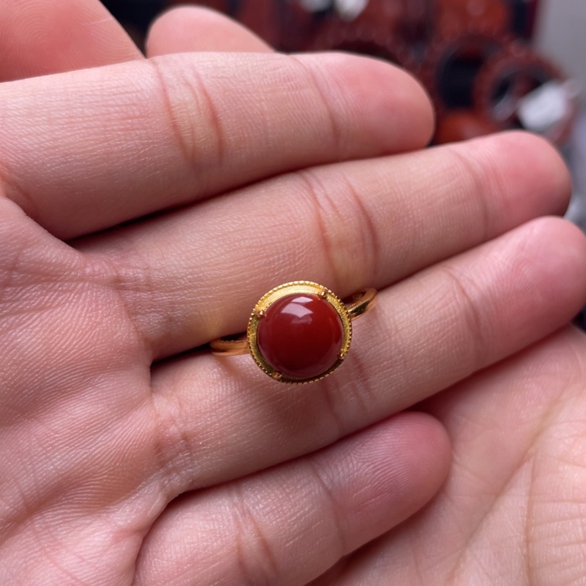 【闪购商品】银S925镶嵌圆牌戒指南红玛瑙