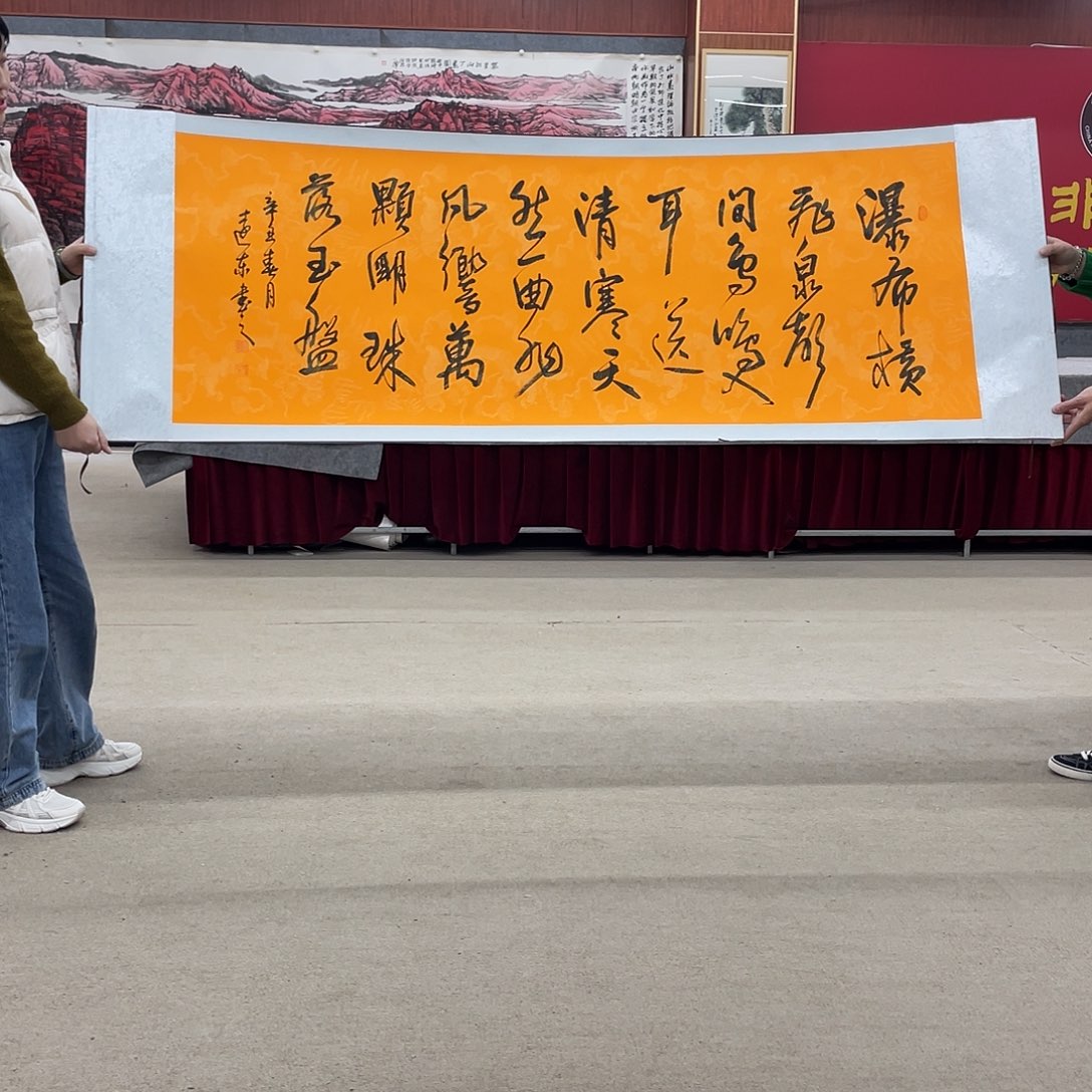 国画可口可乐公司宣布推出了新产品发布会