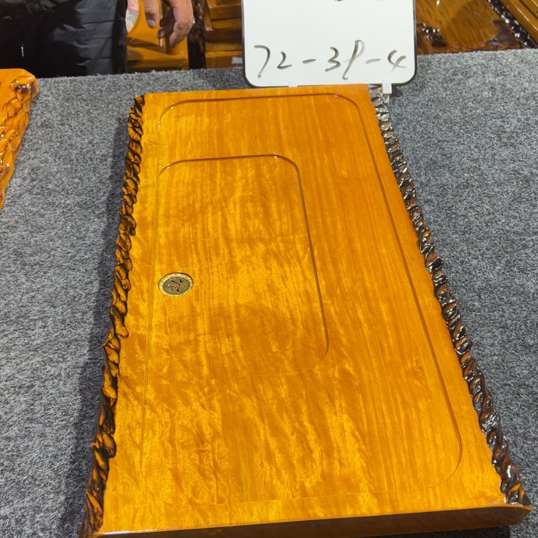 铭***源缅甸大叶金丝楠实木茶盘