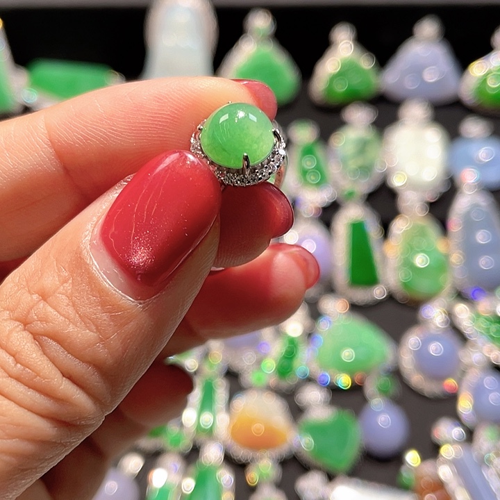 翡翠银S925镶嵌颈饰