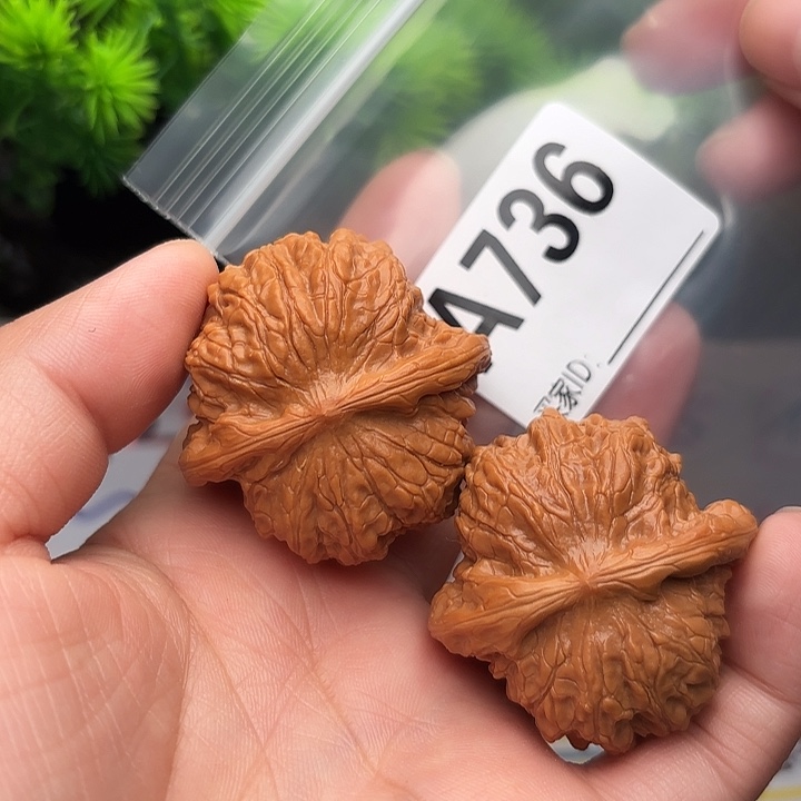 桃核把件核桃血麒麟42