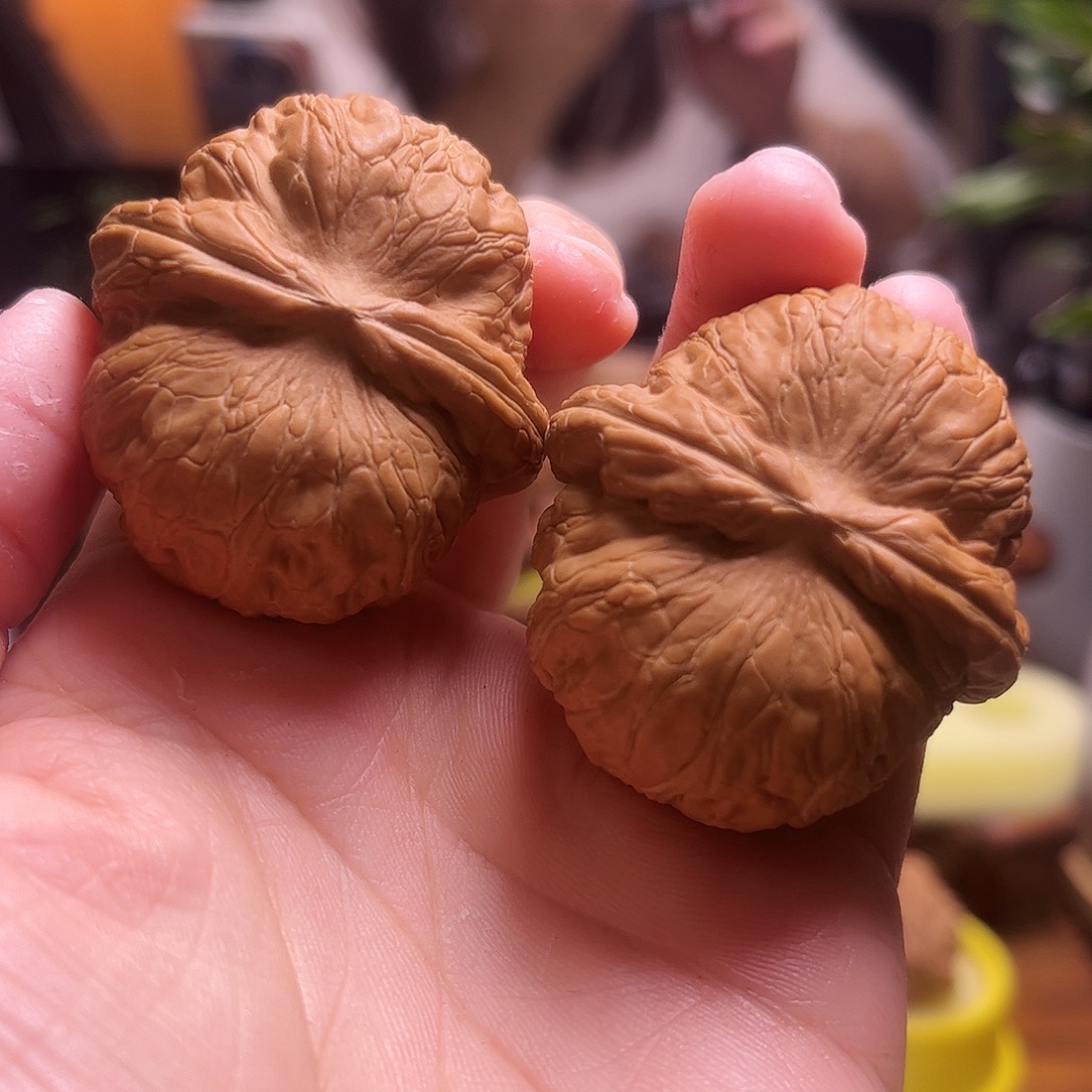 e***e把件文玩核桃43尺全品白茬元宝4