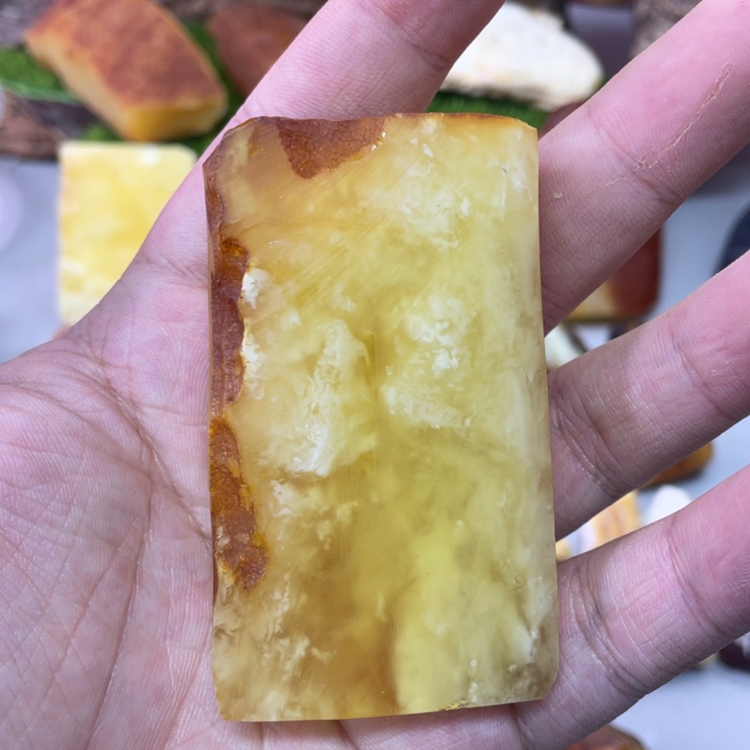 定制琥珀天然琥珀