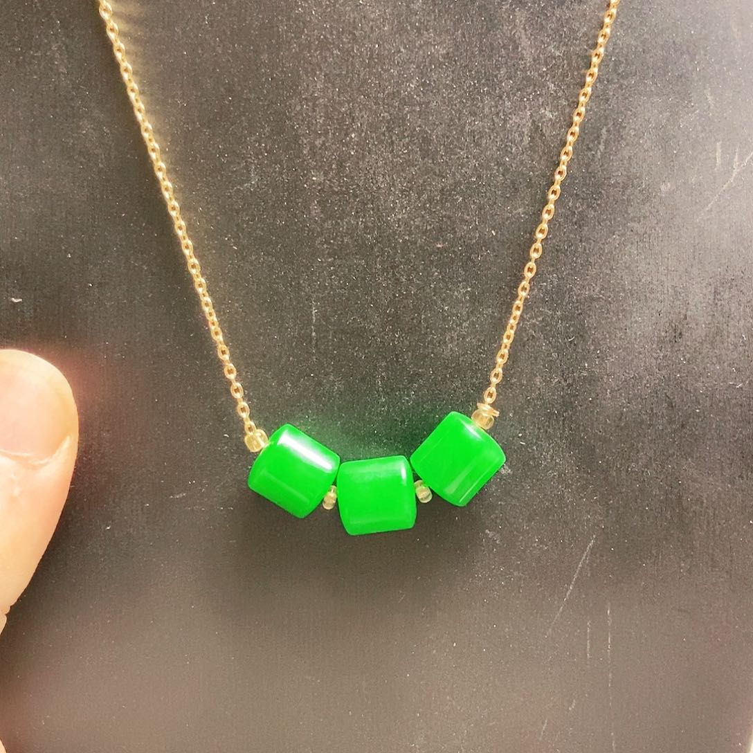 翡翠14K金镶嵌颈饰吊坠