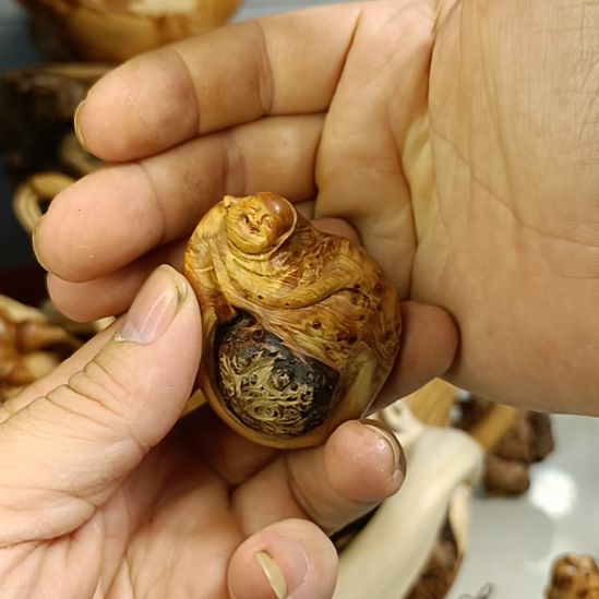 柏木（崖柏）太行崖柏笑佛手把件