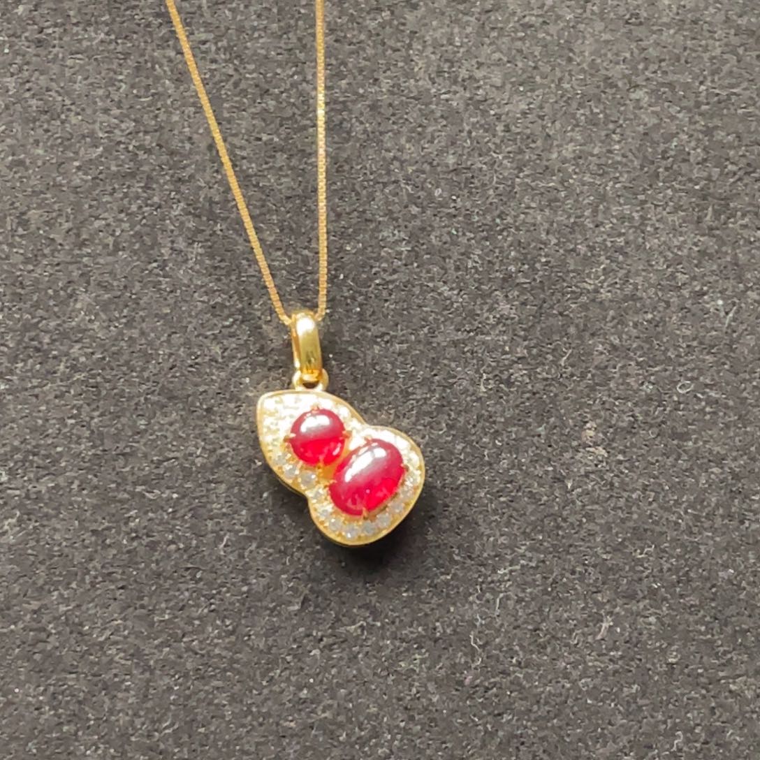 天然辰砂原矿软红宝石吊坠