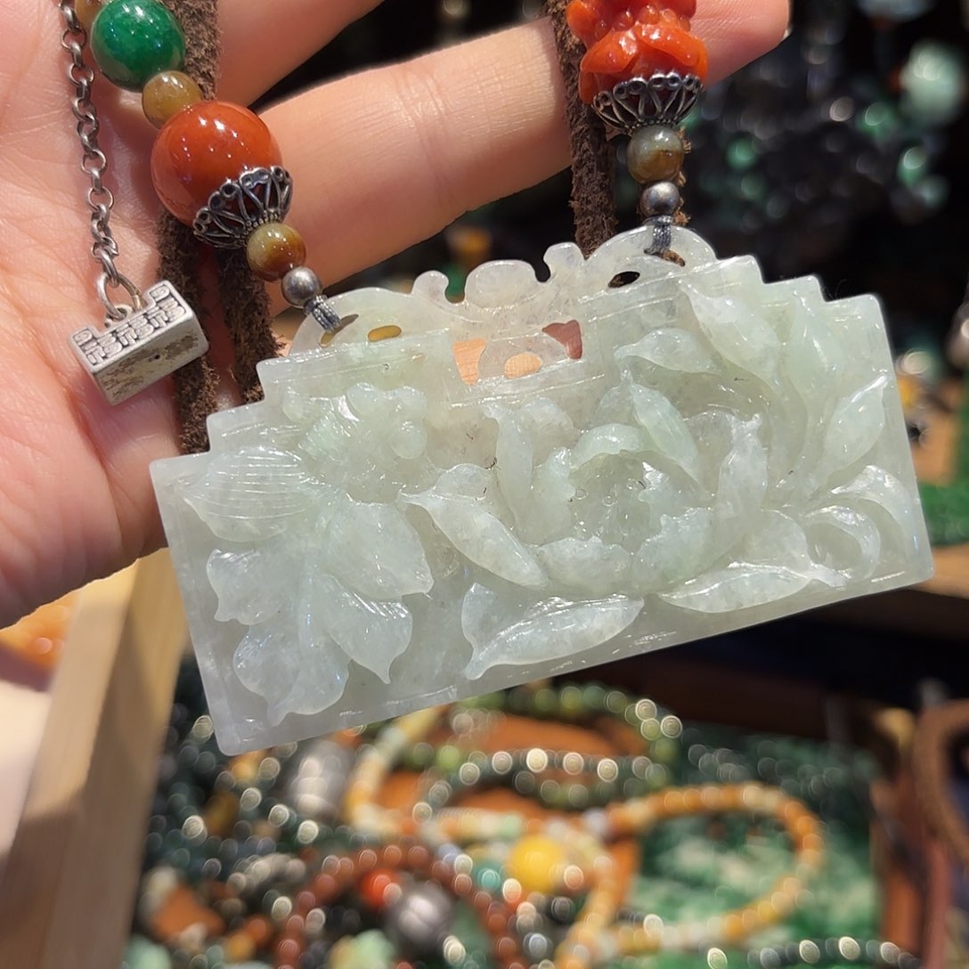 翡翠颈饰未镶嵌原创