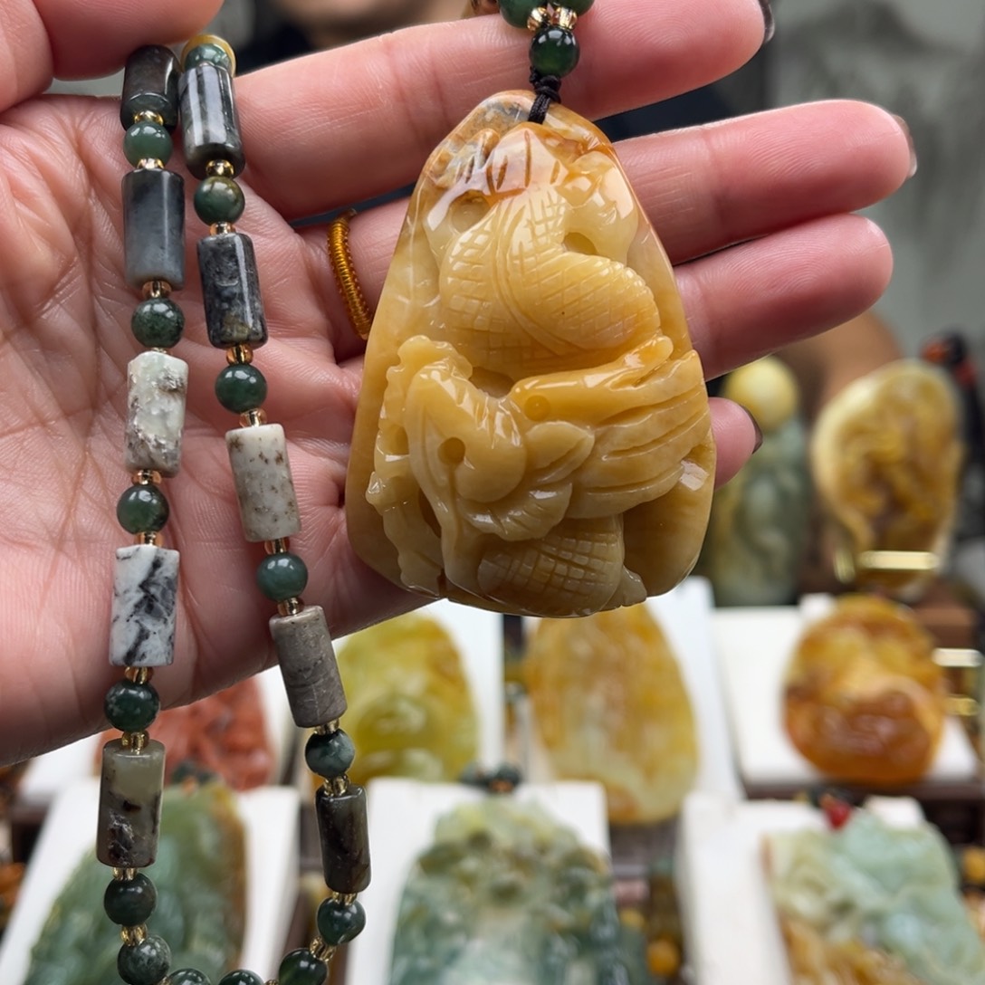 岫玉未镶嵌挂件挂件