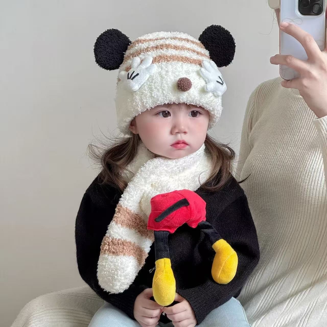 米奇帽子围脖一套8个月到3岁可带