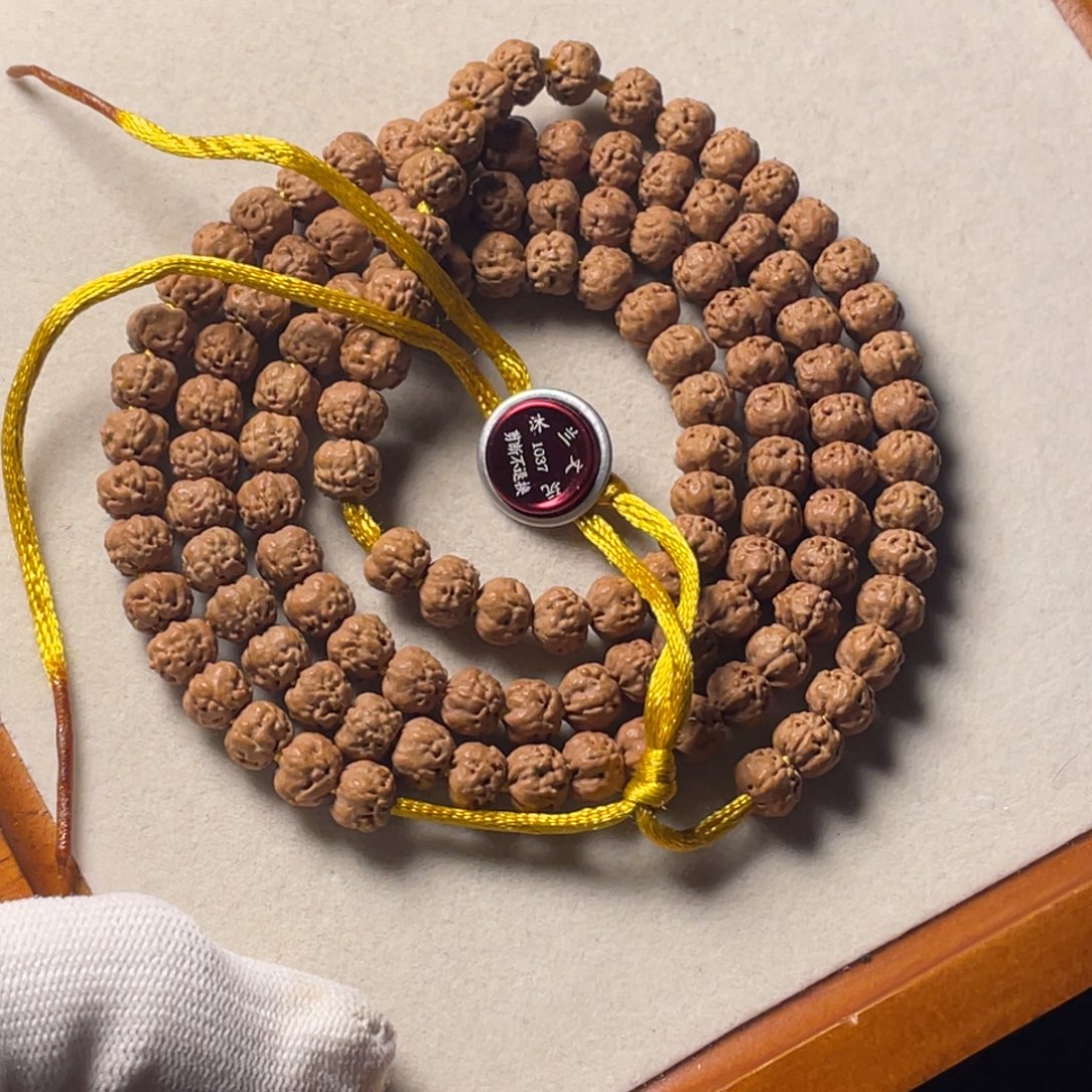 的***包吊坠金刚菩提佛手