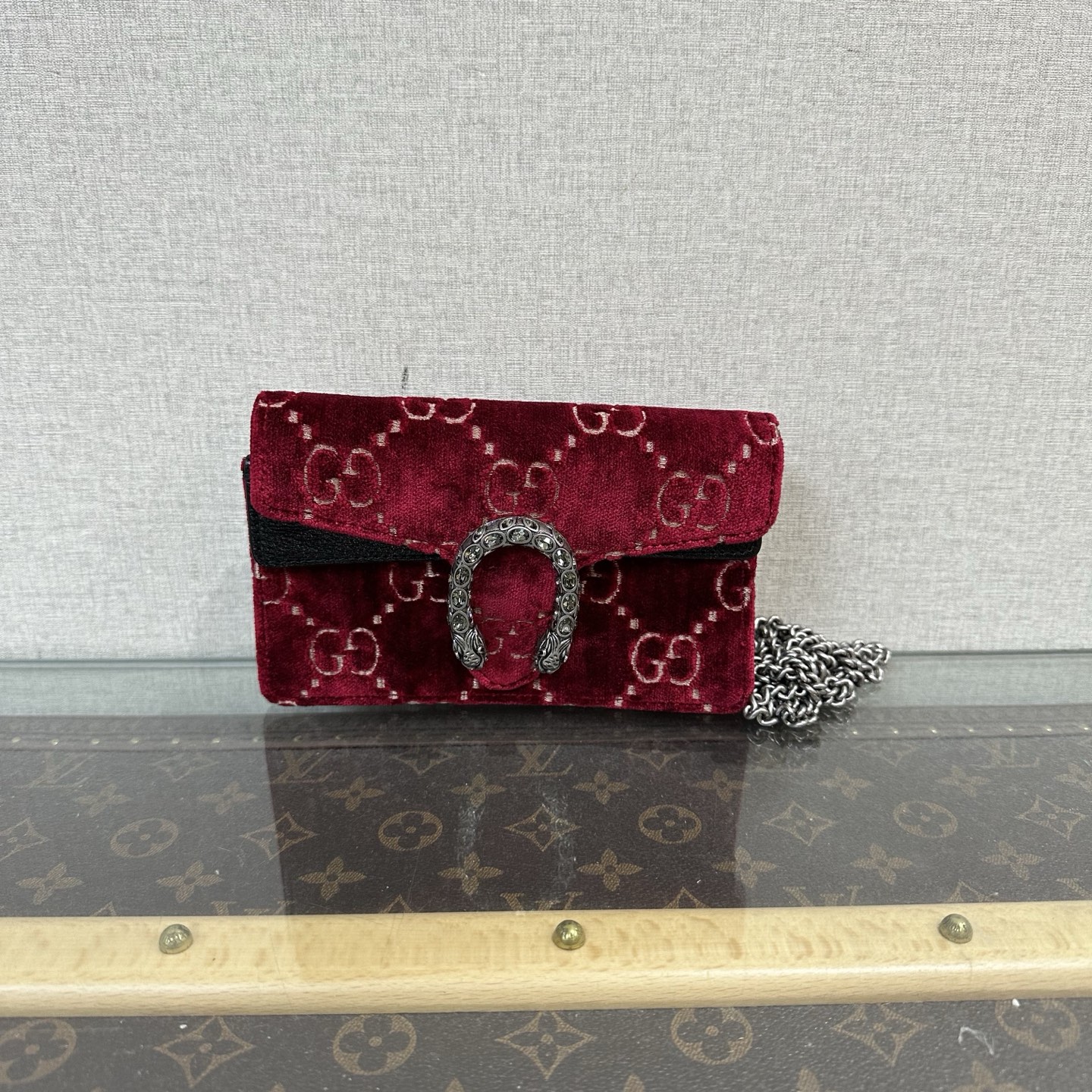 95新 BVLGARI/宝格丽 红丝绒酒神mini单肩斜挎链条包 02057