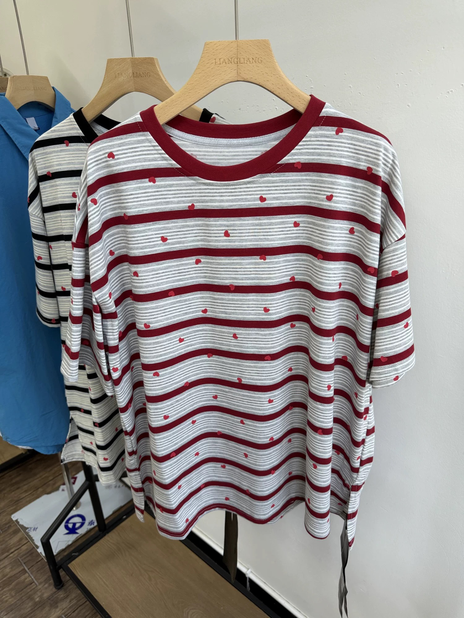 小王家大码宽松棉女时尚休闲百搭条纹短袖女款夏天加宽条纹t恤女