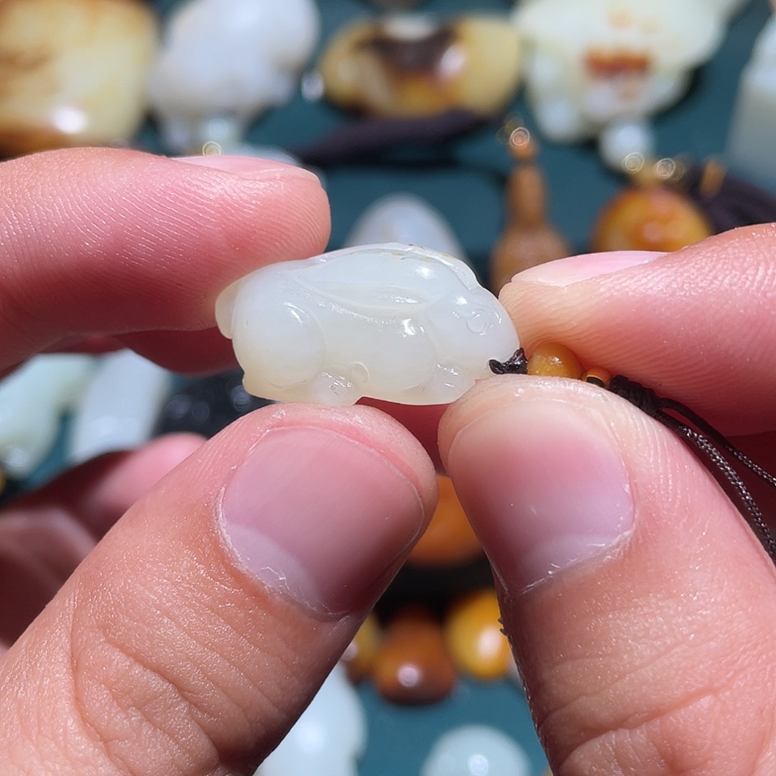 和田玉挂件未镶嵌