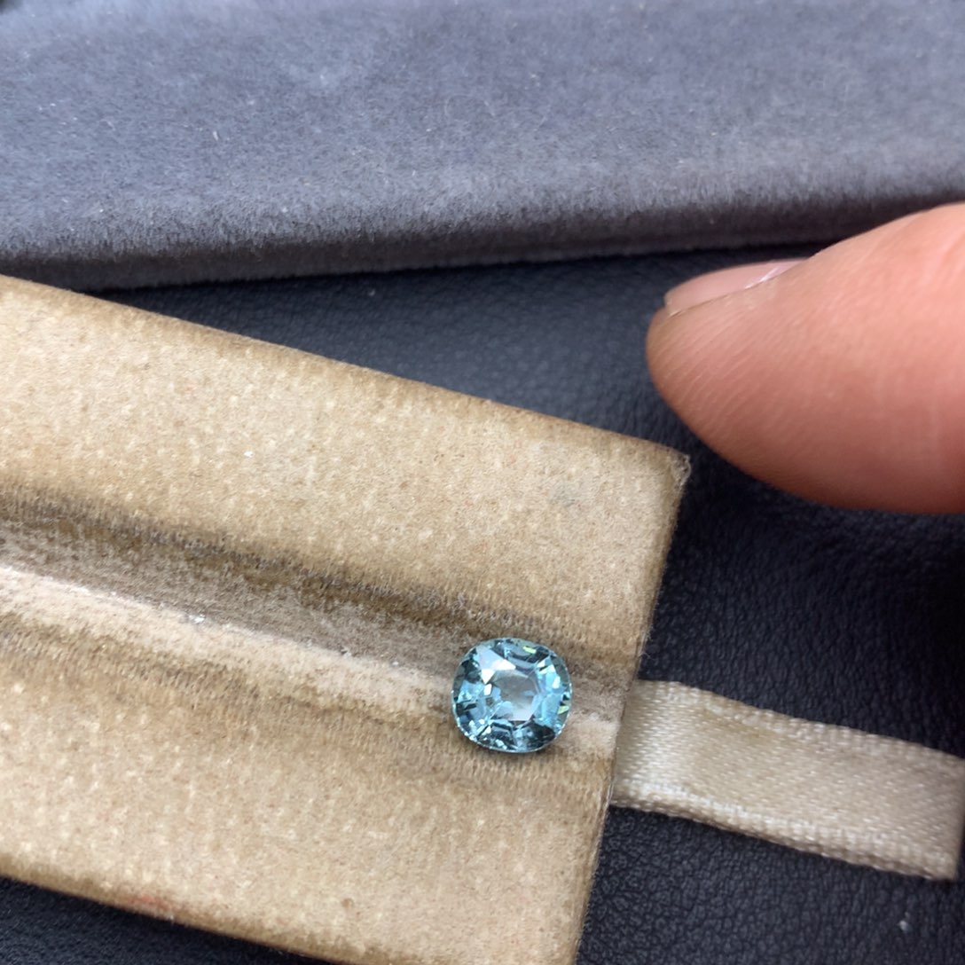 未镶嵌裸石碧玺1.25ct全净