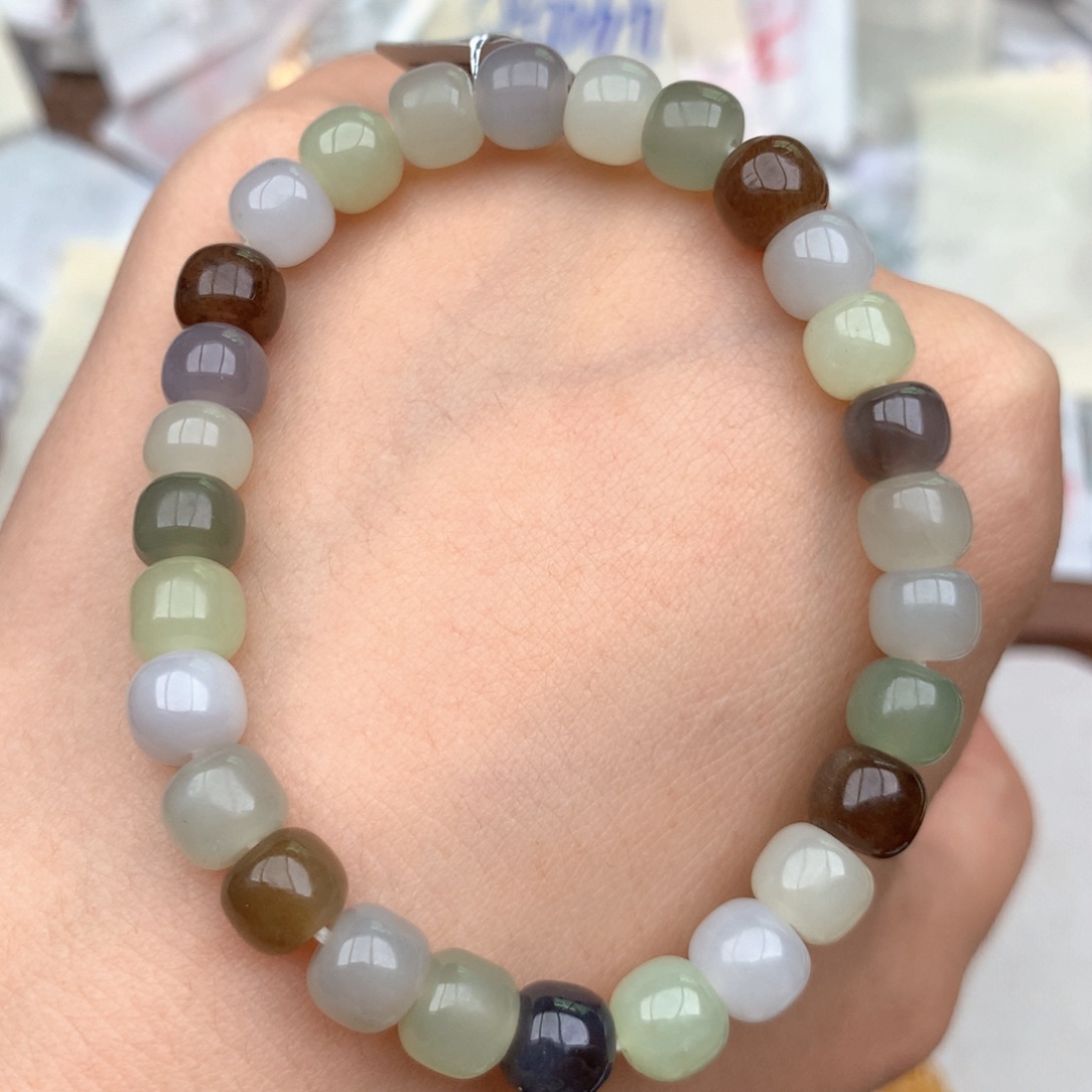 未镶嵌和田玉（糖玉）挂件….