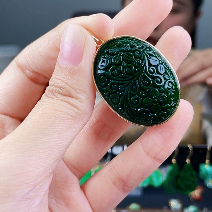 翡翠颈饰银S925镶嵌饰品