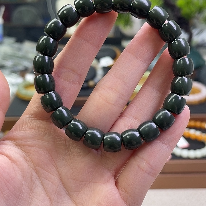 和田玉未镶嵌手链