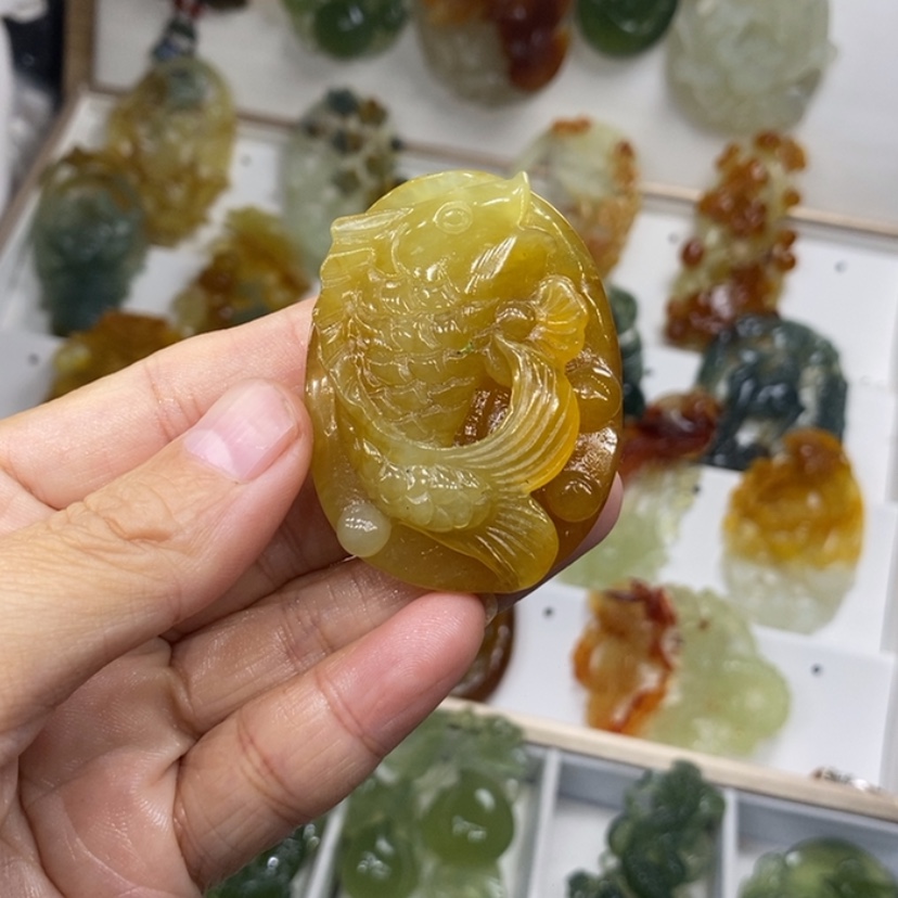 【闪购商品】未镶嵌蛇纹石玉颈饰