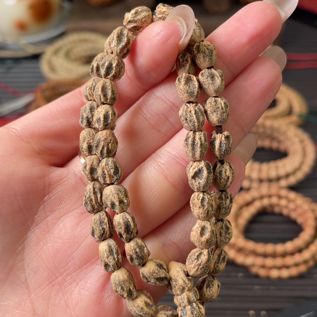 吊坠柏香籽/百香籽原桩尸陀林手持