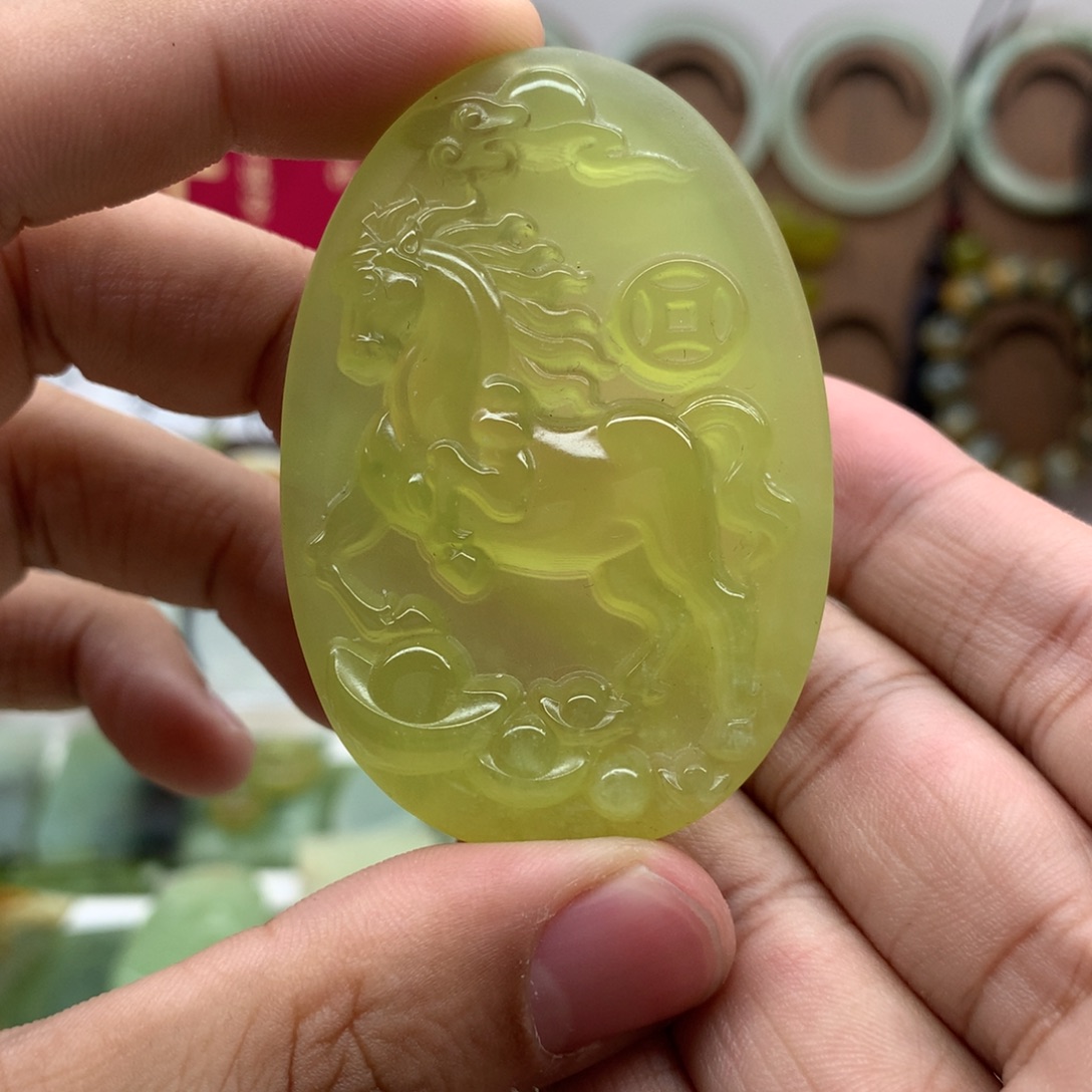 岫玉未镶嵌吊坠(不含链)