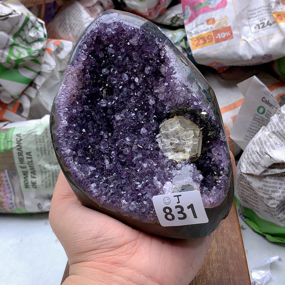 紫晶大型摆件（非配饰）未镶嵌