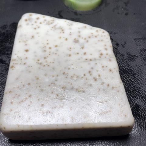 和田玉珠宝奇石未镶嵌