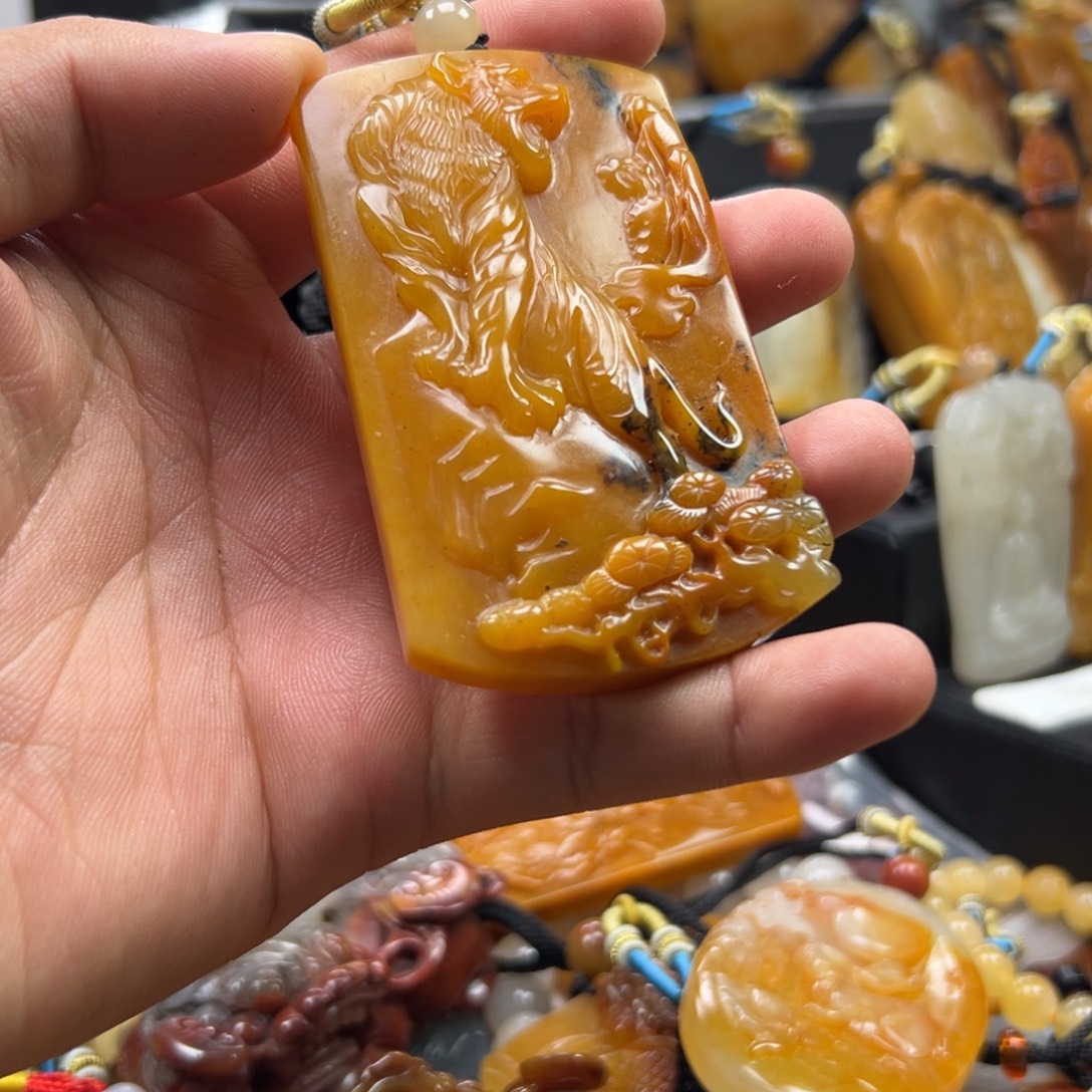 石英质玉（黄龙玉）未镶嵌多选一发货