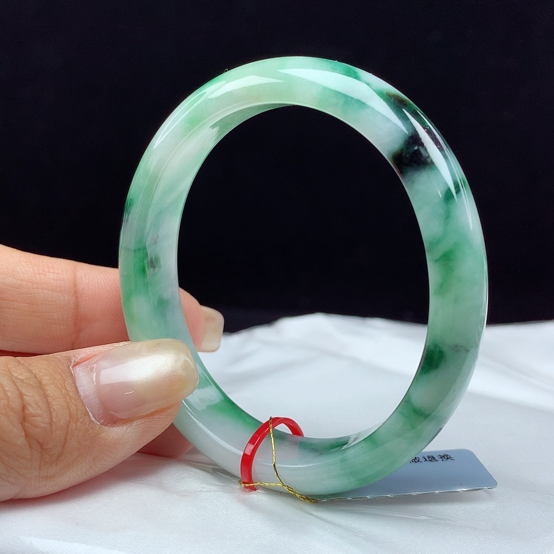 翡翠手镯未镶嵌54圈贵妃 2796