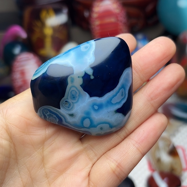 无***回玛瑙/玉髓未镶嵌珠宝半成品