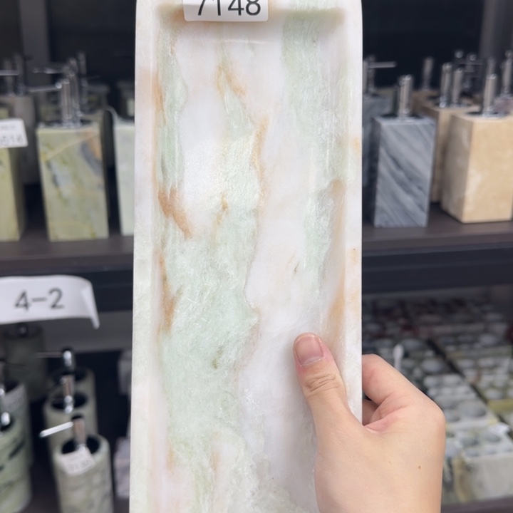 J148！。。。。。。。。。。。。。。。