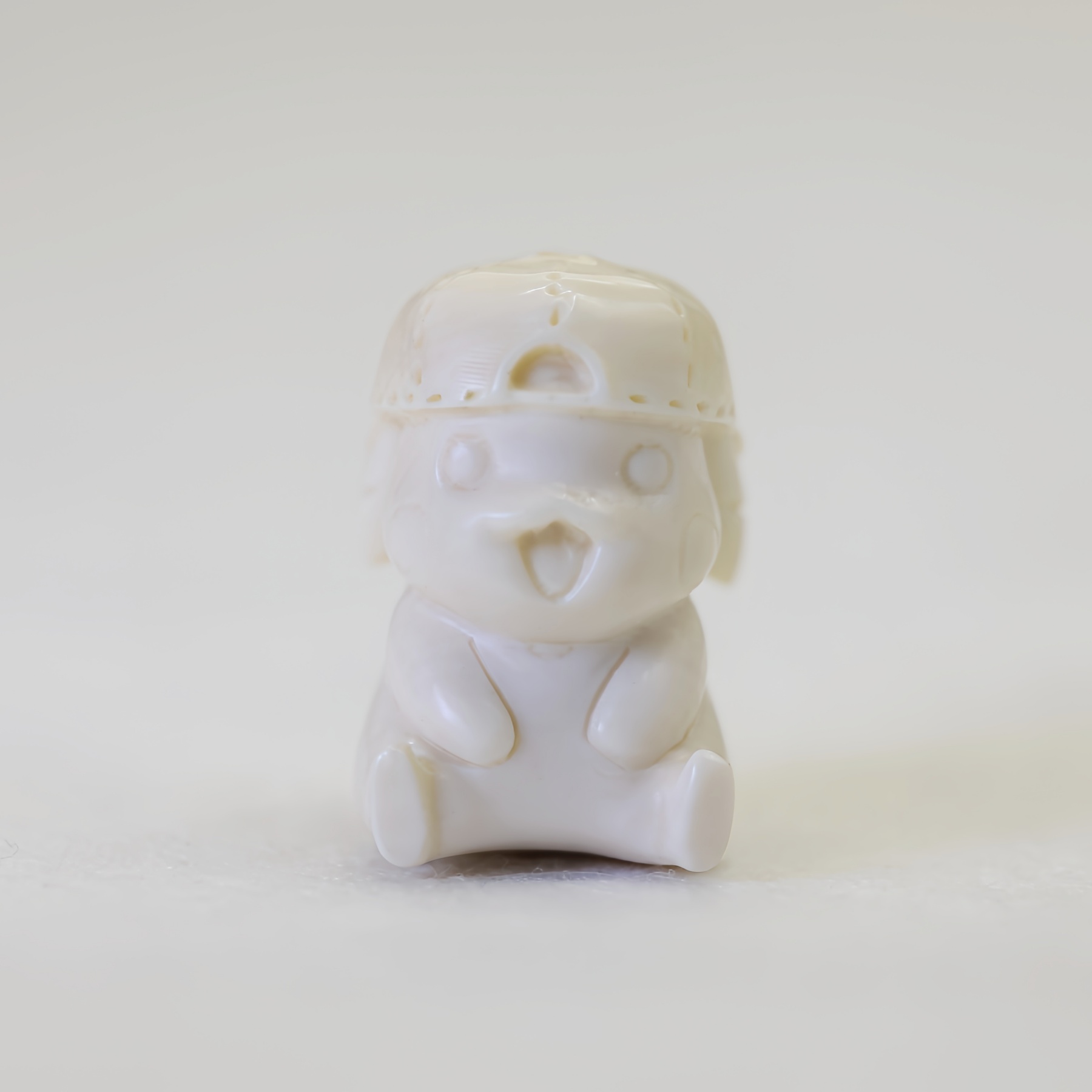 猛犸牙精工雕刻宝可梦帽子皮卡丘吊坠文玩配饰手串摆件