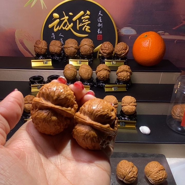 文玩核桃把件抖****?玄武金蟾40尺