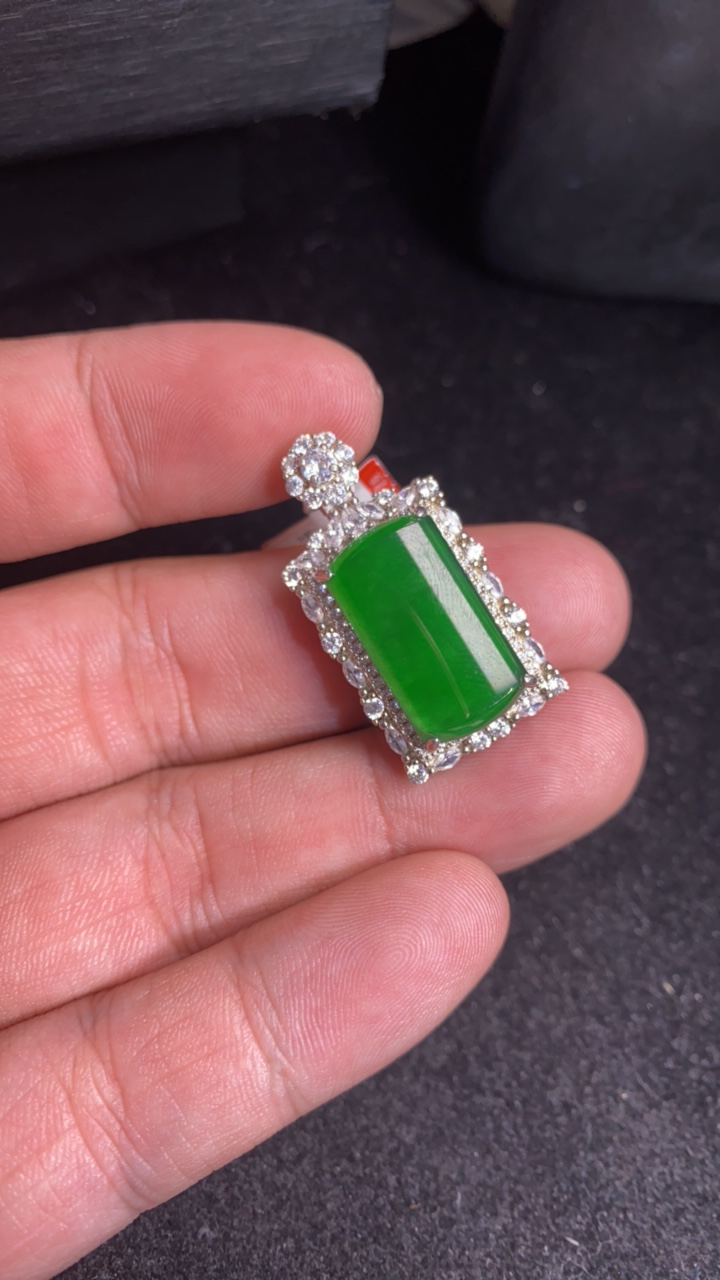 天然A货无事牌吊坠