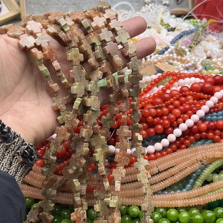 玛瑙/玉髓珠宝半成品未镶嵌一条12mm花绿宝