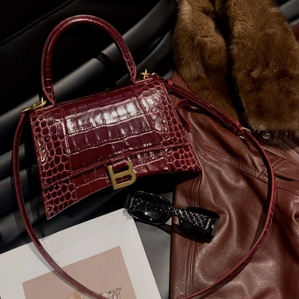 95新 Balenciaga/巴黎世家 阿白奢品/ 酒红色s沙漏包