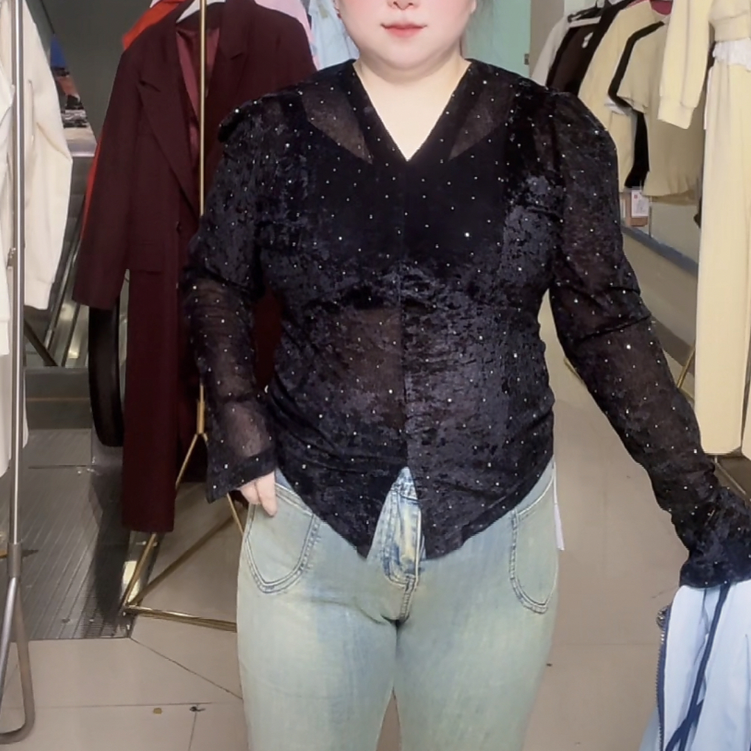 2468新款超值精品女装洋气上衣秋V领长袖打底衫